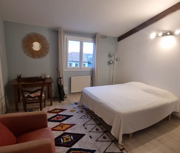 Location Maison T6 avec jardin clos - Buxerolles - Photo 4