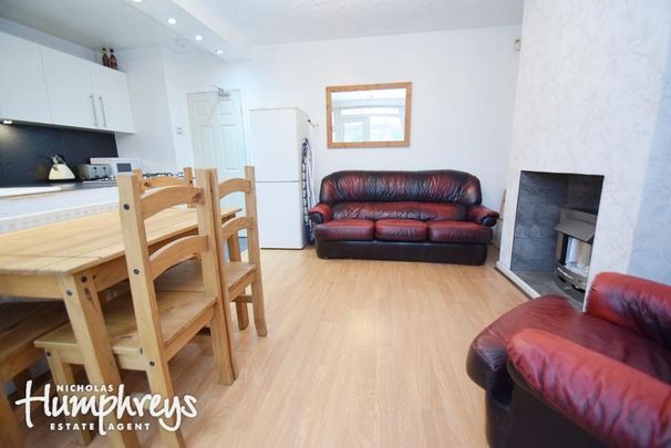 4 bedroom house share to rent - Photo 1