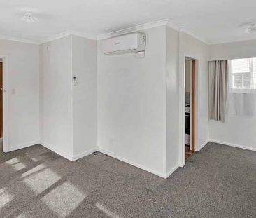 Hutt Central Living - Photo 2