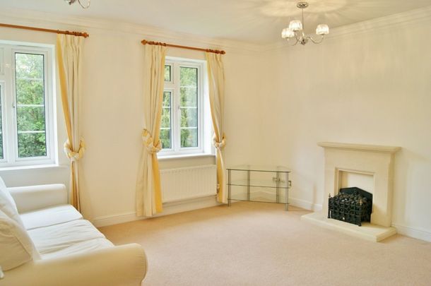 Lady Yorke Park, Seven Hills Road, Iver,SL0 - Photo 1