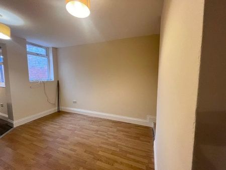 Woodborough Road, Nottingham, NG3 - Photo 3