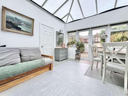 Downhills Avenue, N17 - Photo 2