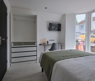 6 bedroom terraced house to rent - Photo 5