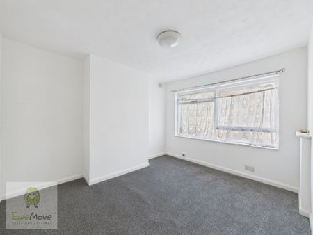 2 Bedroom - Photo 2