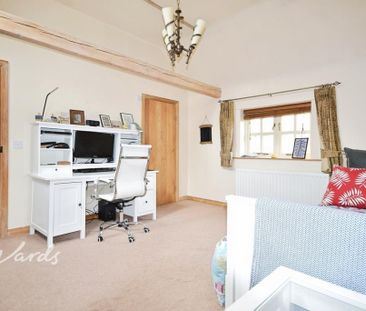 2 bedroom detached house to rent - Photo 5