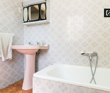 granada, Andalusia 18010 - Photo 2