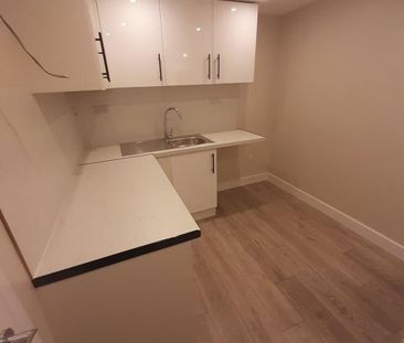 Studio Flat, Minster Rd, NW2 - Photo 1