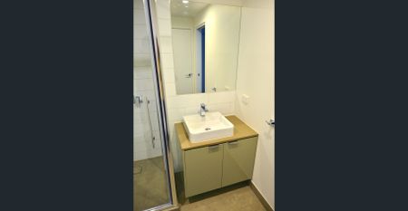 Modern Apartment in the Heart of Carnegie - Photo 4