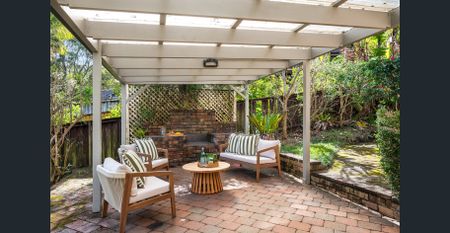 Charming 'Ranch Style' Residence in Sought After Locale - Photo 2