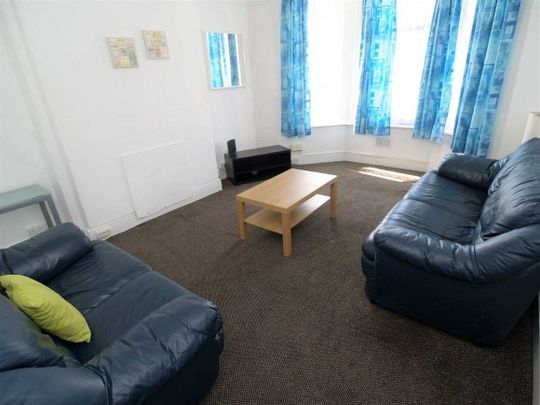 4 Bed - Holdsworth Street, Plymouth - Photo 1