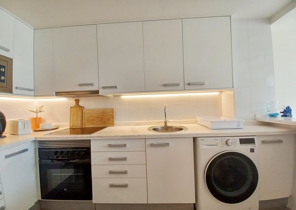 LONG TERM RENTAL. 3 bedroom penthouse apartment for rent with large own large terrace