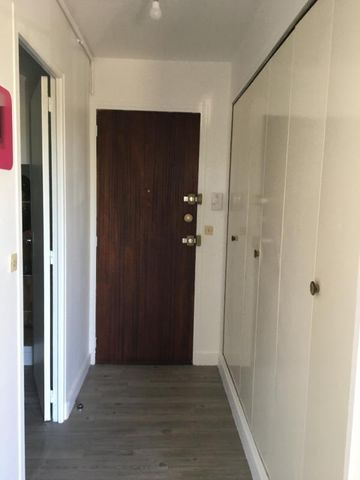 Location Appartement 1 pièce 28m² CHARTRES 28000 - Photo 3