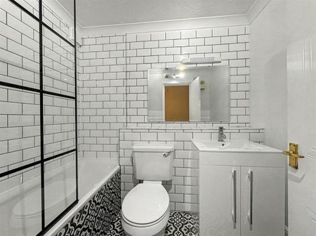 Princes Road, Weybridge - Photo 4