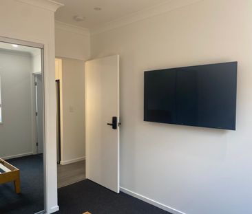 Fully Furnished Luxury Living – Just Bring Your Mattress! - Photo 6