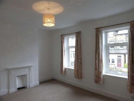 West Cliffe Terrace, Harrogate, HG2 - Photo 5