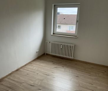 Tolle 3-Zimmer-Wohnung mit Balkon und neuem Tageslichtbadezimmer in... - Photo 3