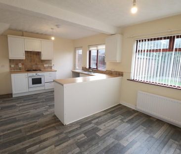 27 Lisbane Drive, Newtownabbey, BT37 0LN - Photo 5