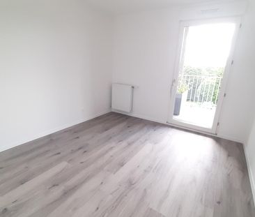 location Appartement T2 DE 39.96m² À MASSY - Photo 3