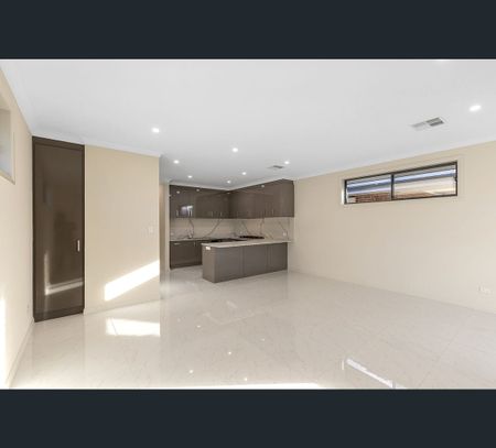 576A Regency Road, Broadview, SA 5083 - Photo 5
