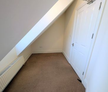 A 1 Bedroom Apartment - Photo 5