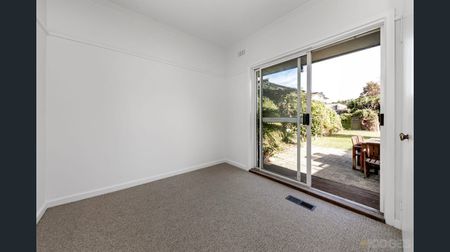 For Lease – Light-Filled Family Home in a Leafy Beaumaris Pocket - Photo 5