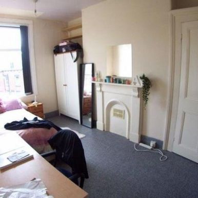 6 Bed - Ridgeway Terrace, Woodhouse, Leeds - Photo 1