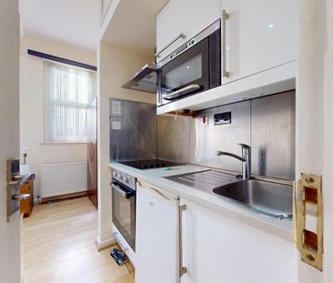 Studio to rent - Photo 4