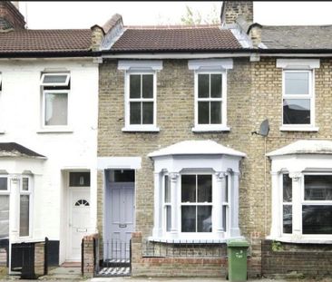 3 bedroom terraced house to rent - Photo 6