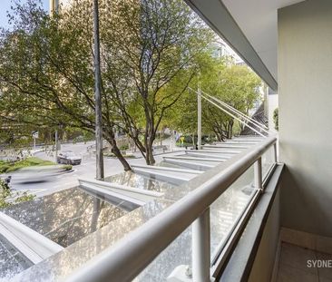 OVERSIZED STUDIO APARTMENT | Furnished - Photo 1