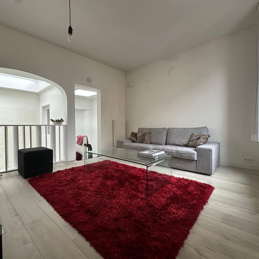 Triplex te huur in Antwerpen voor € 1.200 met 1 slaapkamer - Photo 1