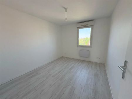 Location appartement 4 pièces - 102.32m² à Lille (59800) - Photo 5
