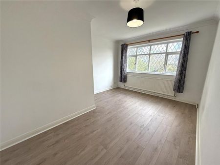 4 bedroom detached house to rent - Photo 5