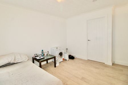 Chapel Court, Stilton, Peterborough - Photo 2