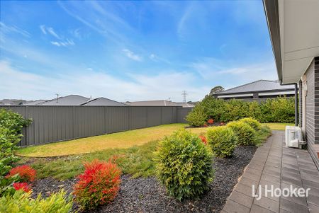 3-Bedroom Modern Home in Mount Barker - Photo 5