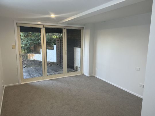 Short walk to the beach, move in before Summer. - Photo 1