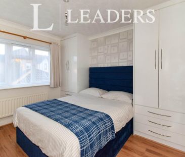 3 bedroom house to rent - Photo 2