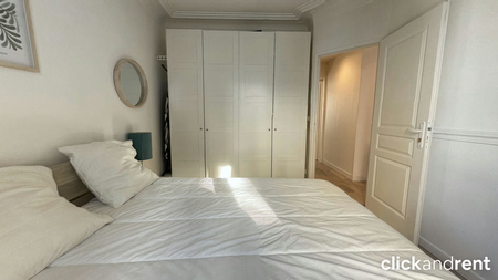 Appartement meublé lumineux – Paris 18e - Photo 2