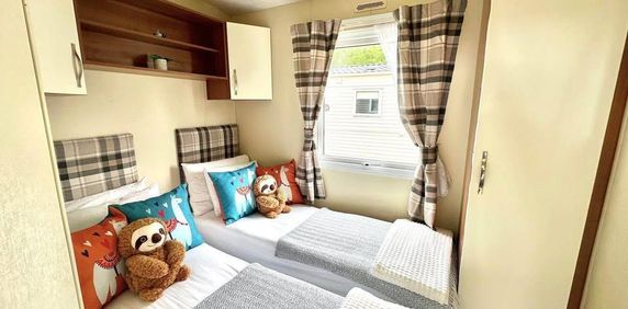 2 bed Mobile Home in Static caravan park , Stanford Bishop, WR6 5UB - Photo 2