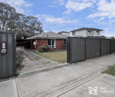 Immaculate 3-Bedroom Home in Prime Location - Photo 1