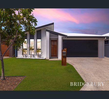 90 Taylor Avenue, Golden Beach, Qld 4551 - Photo 1