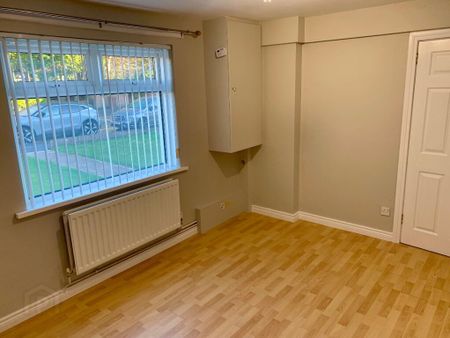 93 Doagh Road, Ballyclare, BT39 9E3 - Photo 4