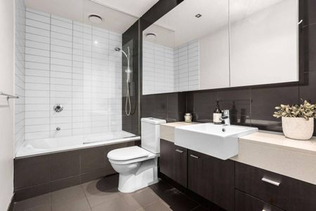 SIMPLE LUXURY | FANTASTIC LOCATION | RESORT STYLE LIVING - Photo 4