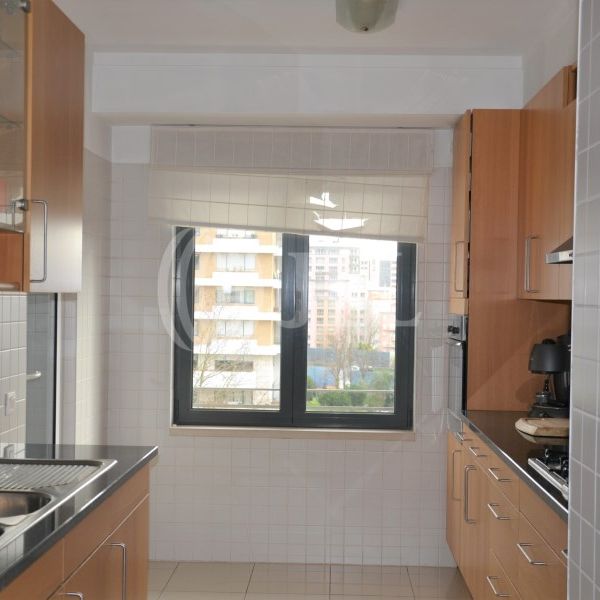 Apartamento T4 em Lisboa - Photo 1
