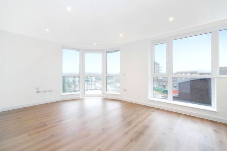 Astell Road Kidbrooke SE3 - Photo 3