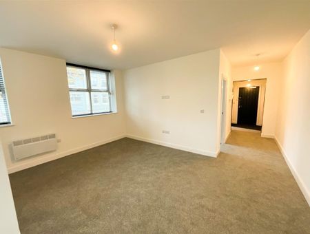 The Old Court House - Photo 3