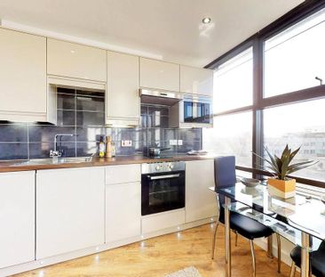 Studio to rent - Photo 6