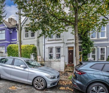 5 bedroom terraced house to rent - Photo 4