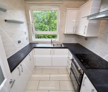 1 bed flat to rent in Rossendale Court, Glasgow, G43 - Photo 1