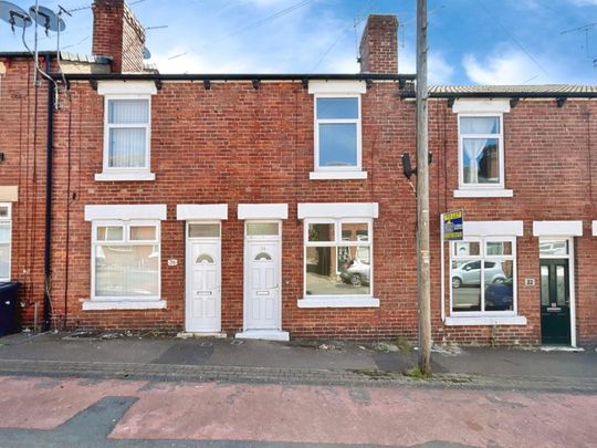 2 bedroom House To Let - Photo 1