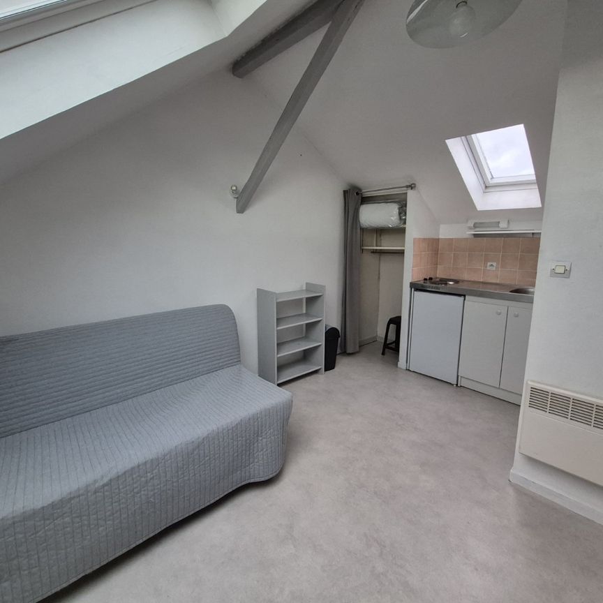 Location Appartement 1 pièce 13m² MONS EN BAROEUL 59370 - Photo 1